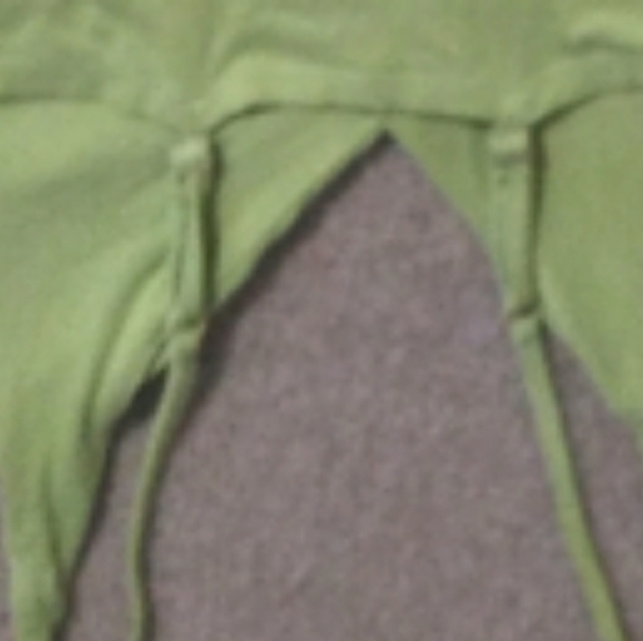 Spaghetti strap tank sz S - Picture 5 of 5